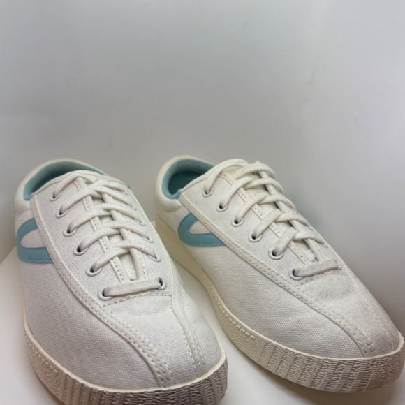 Tretorn Shoes in excellent condition - Picture 2 of 6